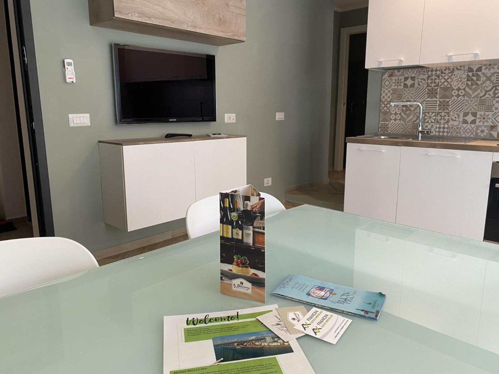 Casa Mare L.Ea. Apartment Фолоника Екстериор снимка